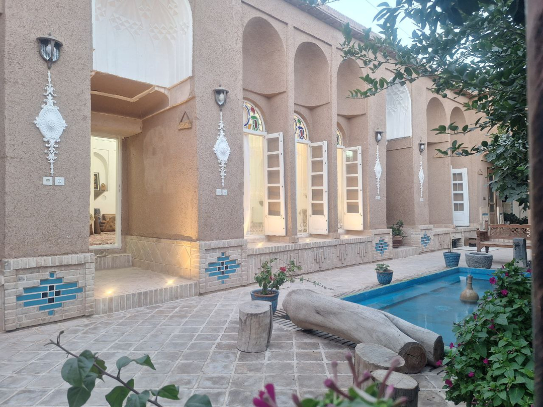 عمارت بانو