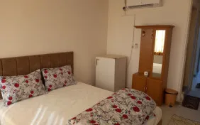 خانه مسافر لاله الوند همدان