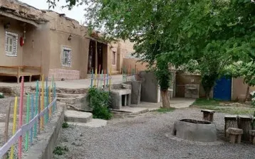 نگین چهلمیر