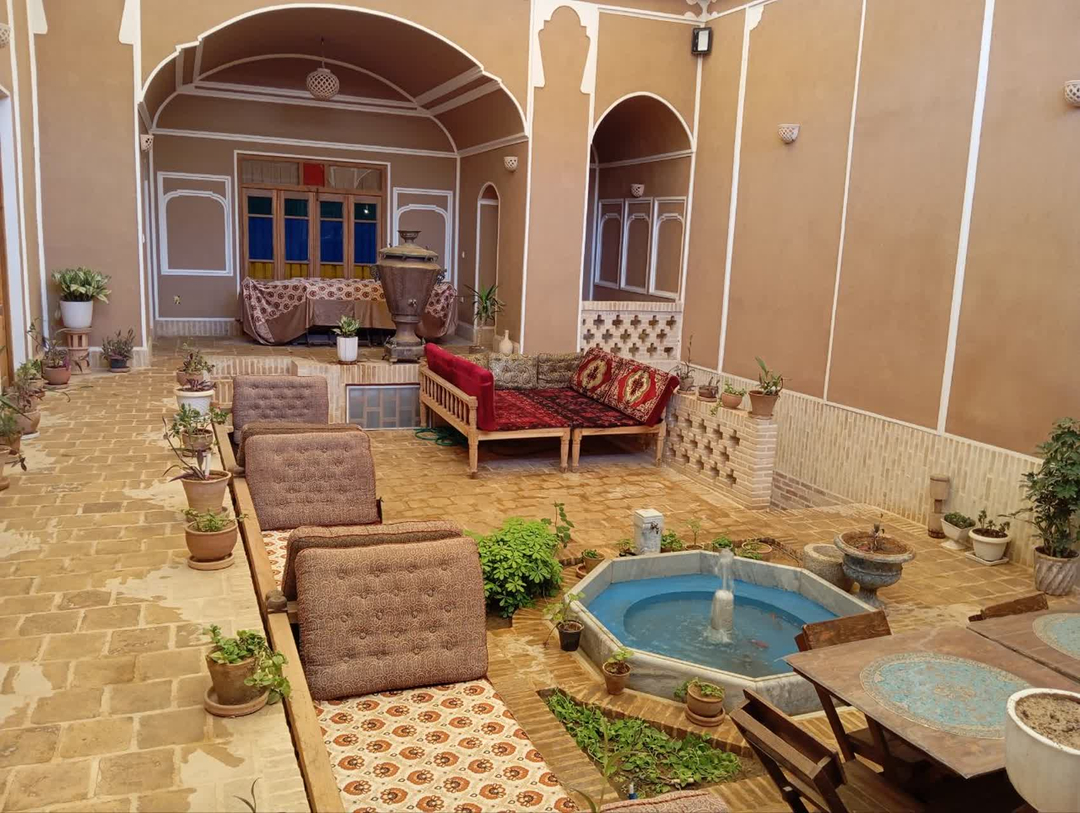اقامتگاه سنتی خسرو یزد