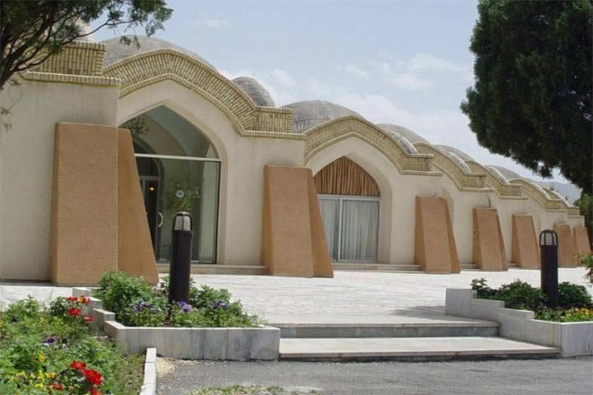 هاستل جهانگردی گلپایگان