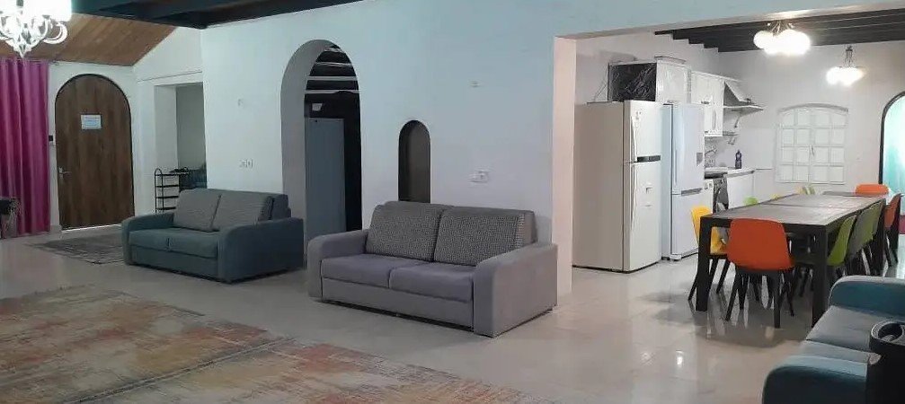 خانه مسافر همتی رامسر