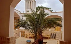 خانه مسافر بمانی آران و بیدگل