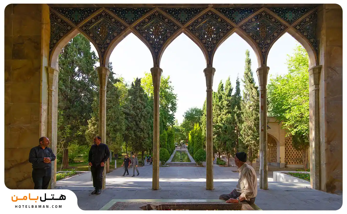 تصویر یادمان‌های ادبی اصفهان