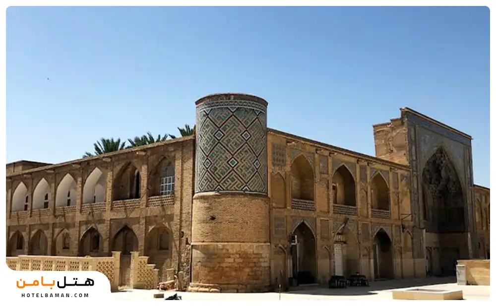 تصویر مدرسه خان شیراز