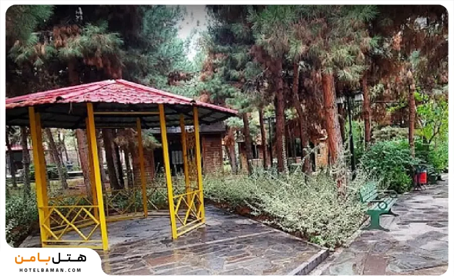 تصویر آلاچیق پارک بابا قدرت مشهد