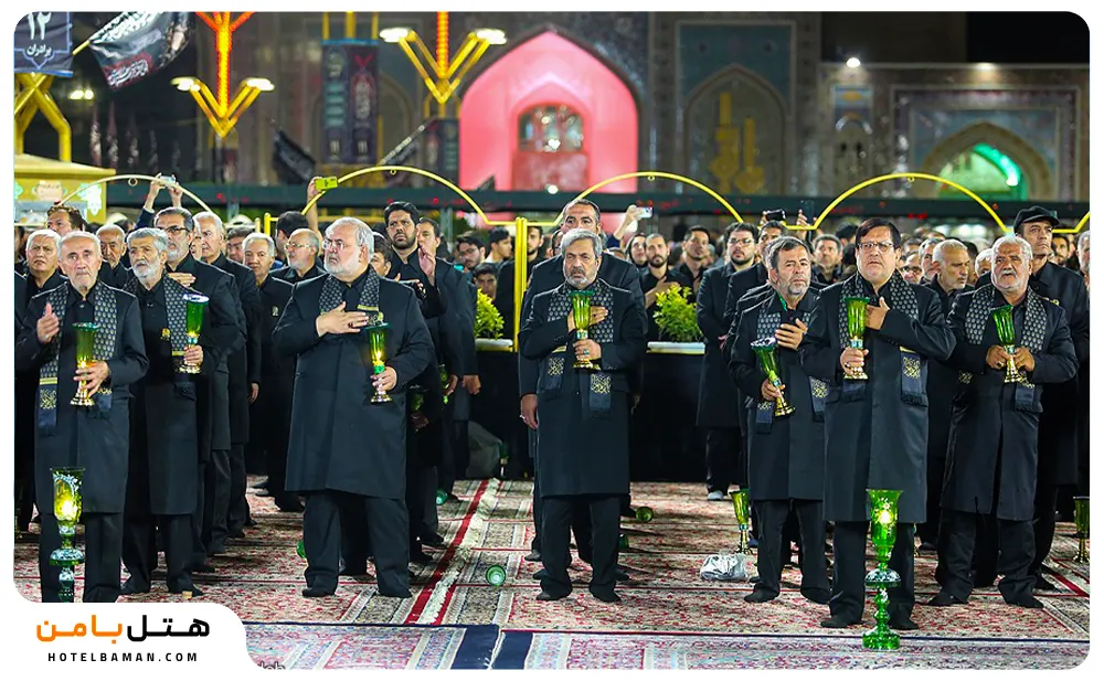 عکس خطبه خوانی شب عاشورا مشهد