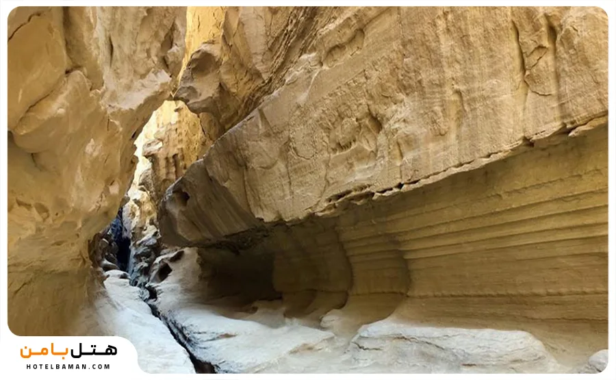 عکس از تنگه چاهکوه قشم