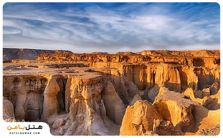 عکس از دره تندیسها قشم