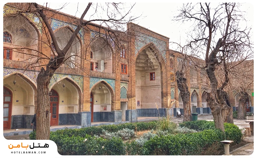 تصویر شاخص مدرسه علمیه عباسقلی خان مشهد